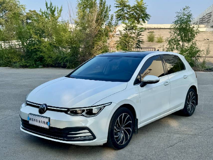 2023 immagine di auto 