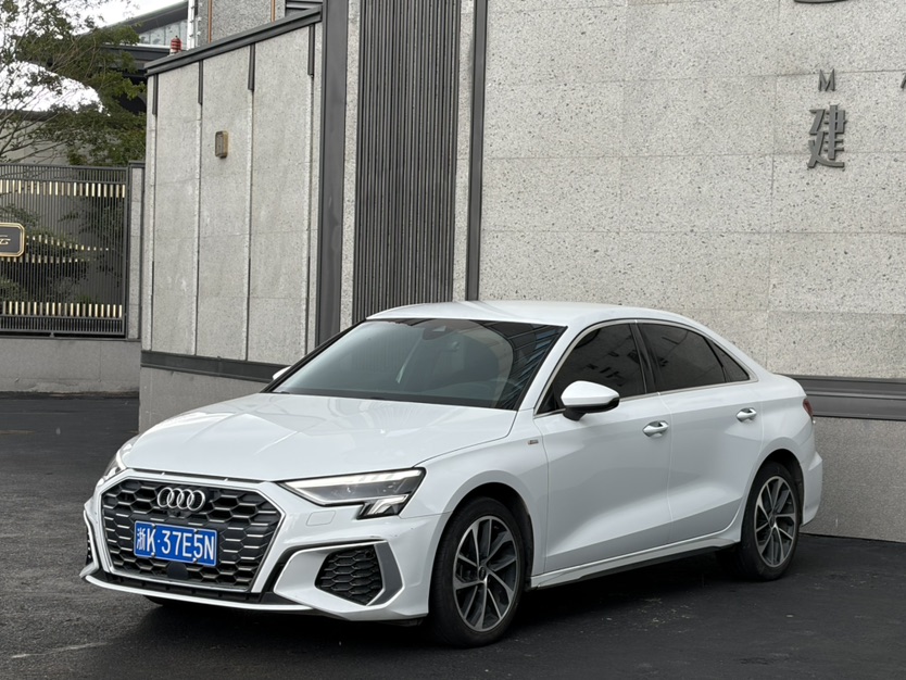 Audi A3 2022 car image 