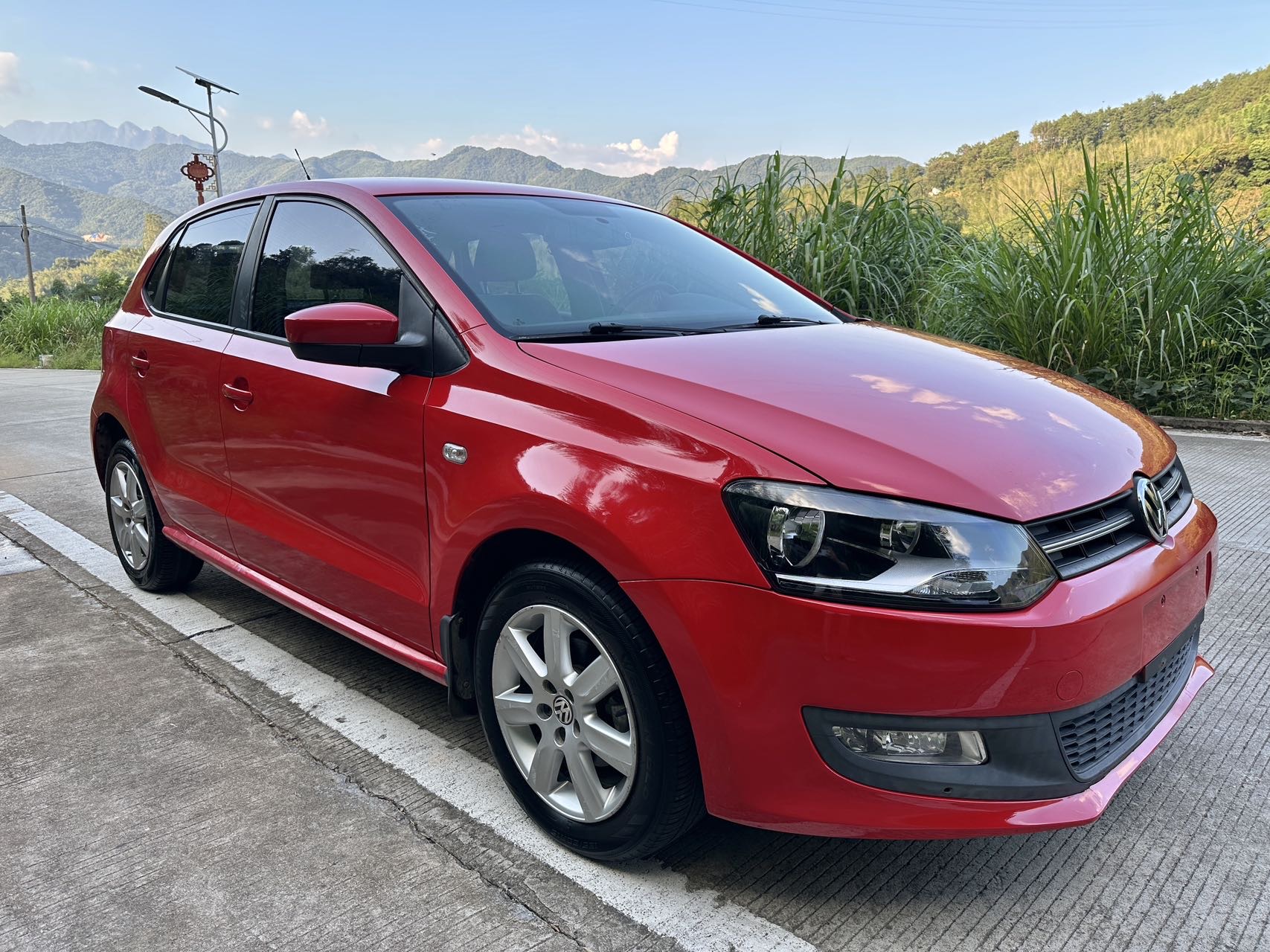 Volkswagen Polo 2014 car image #3