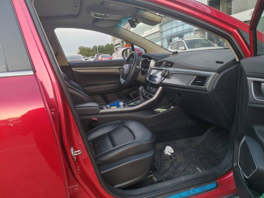 GEELY Emgrand GS 2019 #5 GEELY Emgrand GS 2019 car image #5