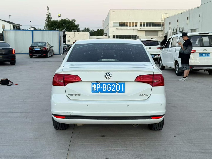 Volkswagen Bora 2018 car image #8