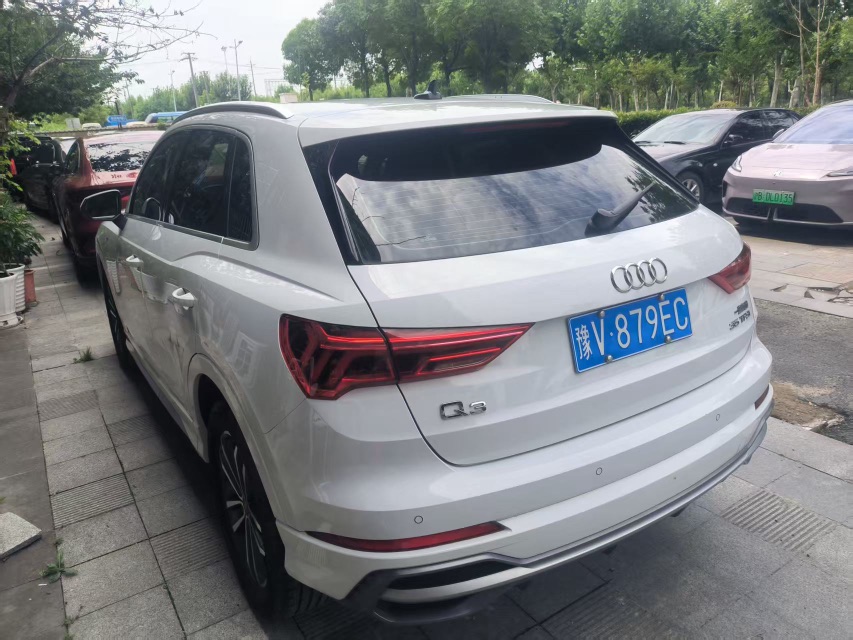 Audi Q3 2023 #7 Audi Q3 2023 car image #7