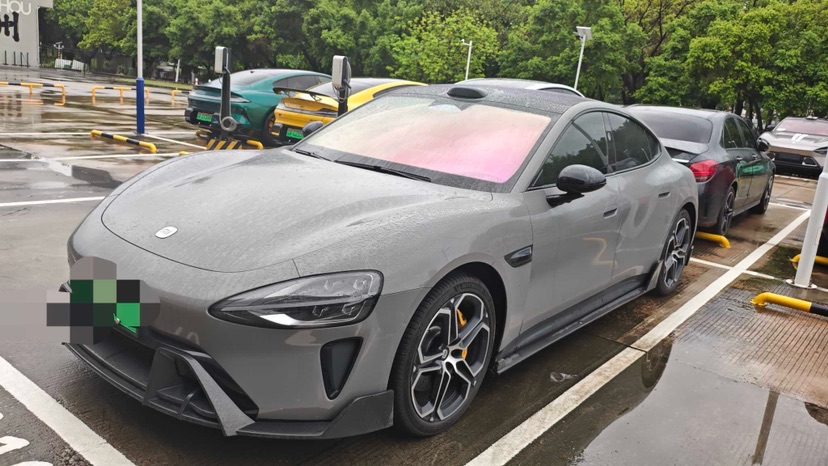 MI SU7 2025 car image 