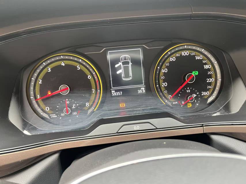 Volkswagen Tharu 2022 car image #13