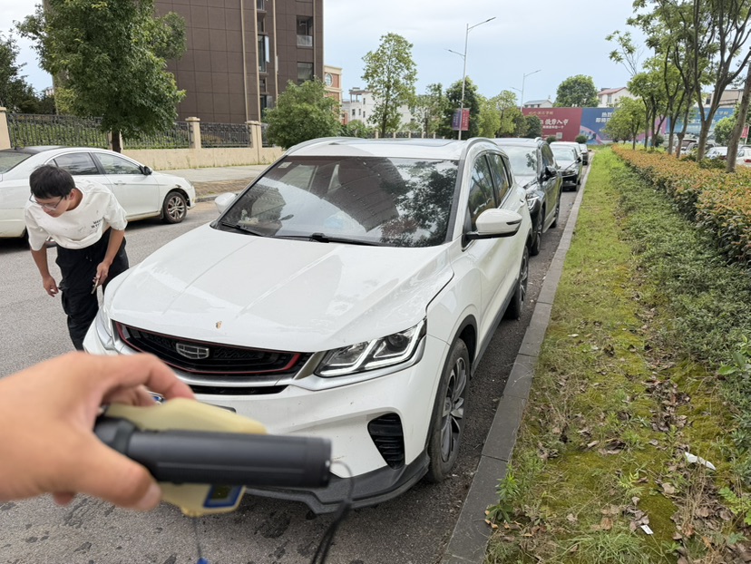 GEELY Coolray 2021 car image 
