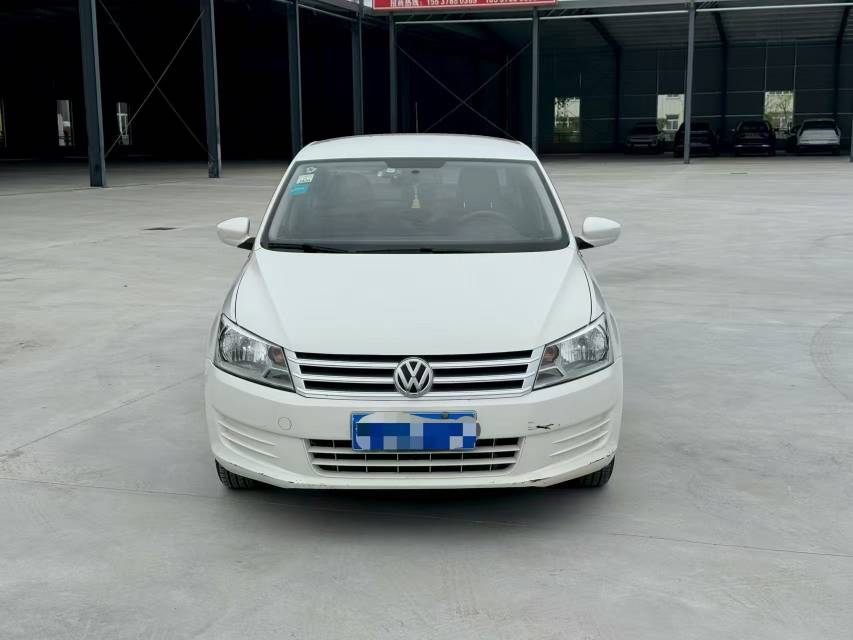Volkswagen Santana 2016 car image #2