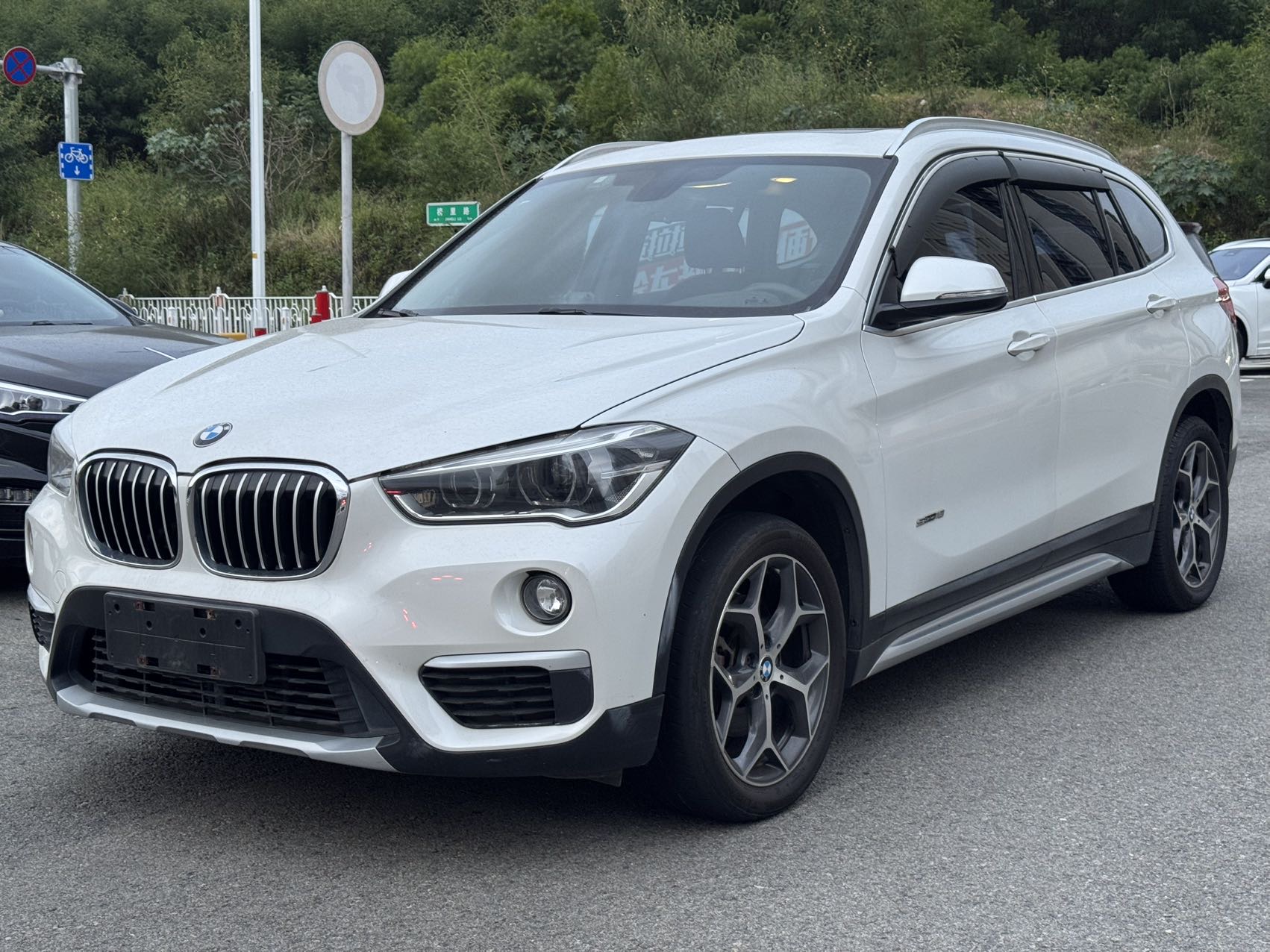 BMW X1 2018 car image 