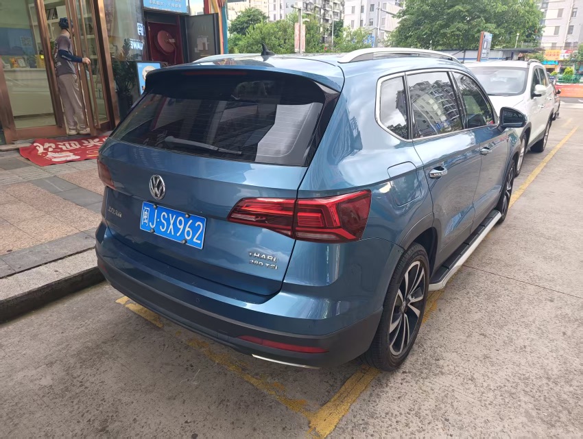 Volkswagen Tharu 2019 car image #2