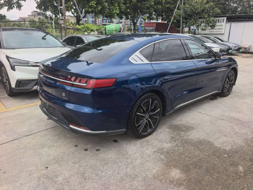 BYD Han 2021 car image #6