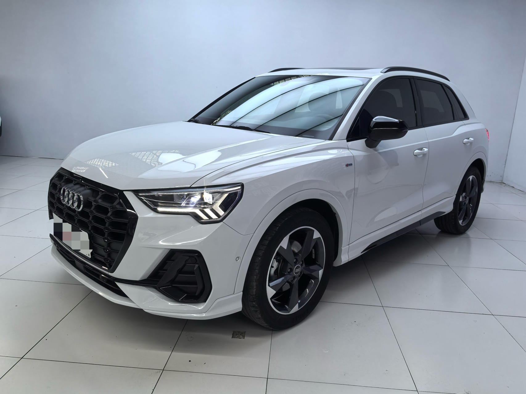 Audi Q3 2022 Audi Q3 2022 car image
