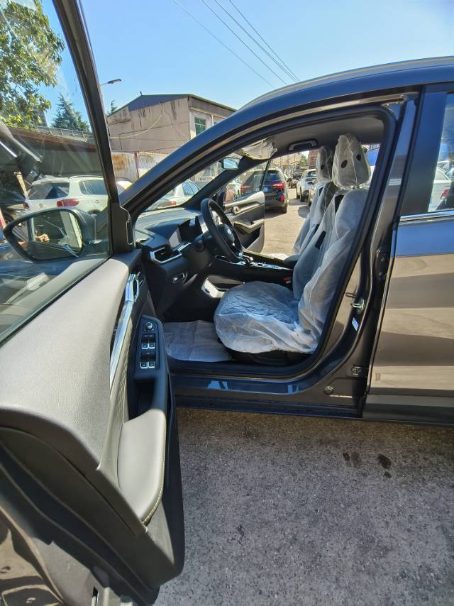 GEELY Coolray 2026 car image #5