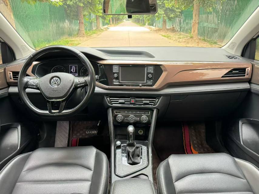 Volkswagen Tharu 2020 #6 Volkswagen Tharu 2020 car image #6
