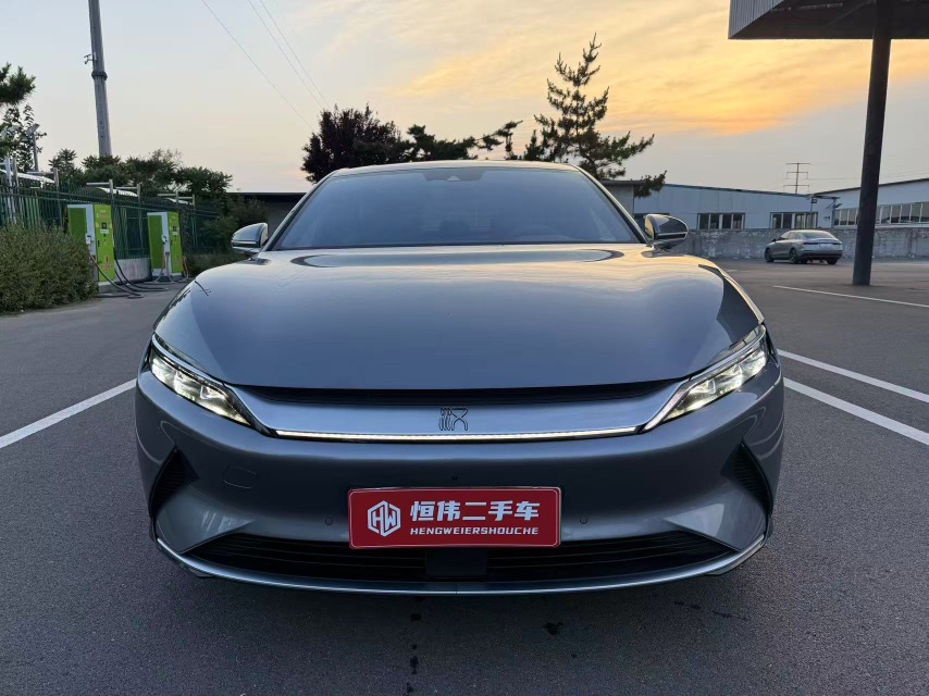 BYD Han 2023 #2 BYD Han 2023 car image #2
