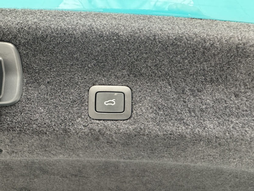 MI SU7 2025 #25 MI SU7 2025 car image #25