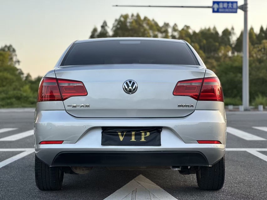Volkswagen Bora 2015 #8 Volkswagen Bora 2015 car image #8