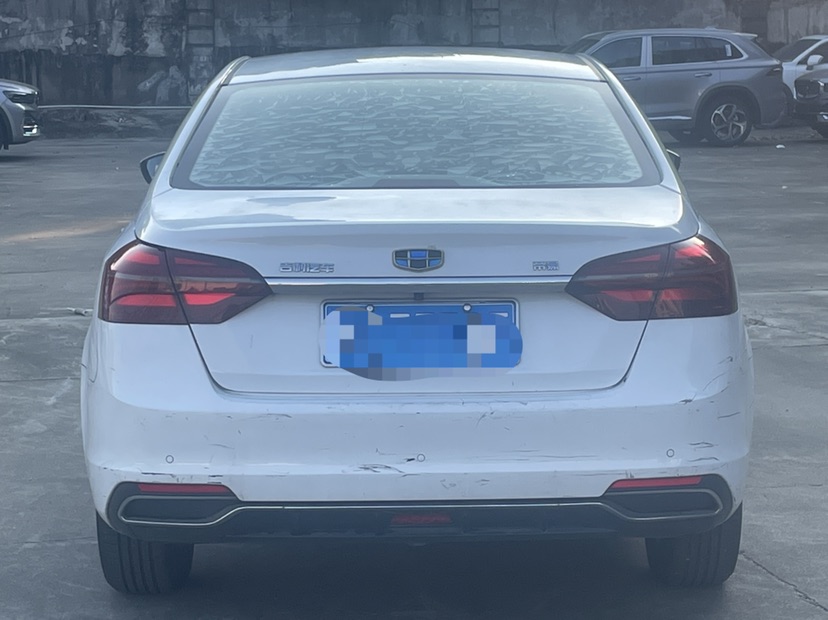 GEELY Emgrand 2019 صورة سيارة #6