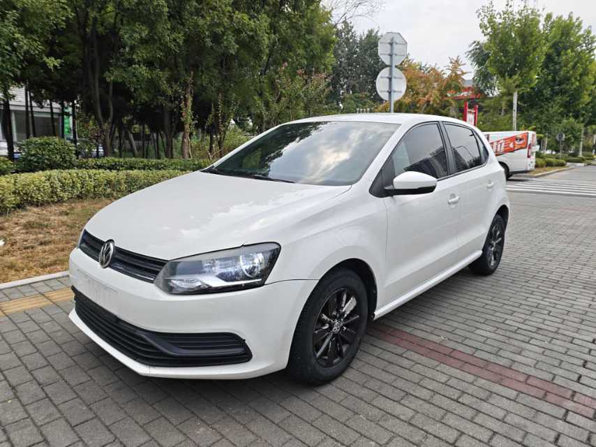 Volkswagen Polo 2017 Volkswagen Polo 2017 car image