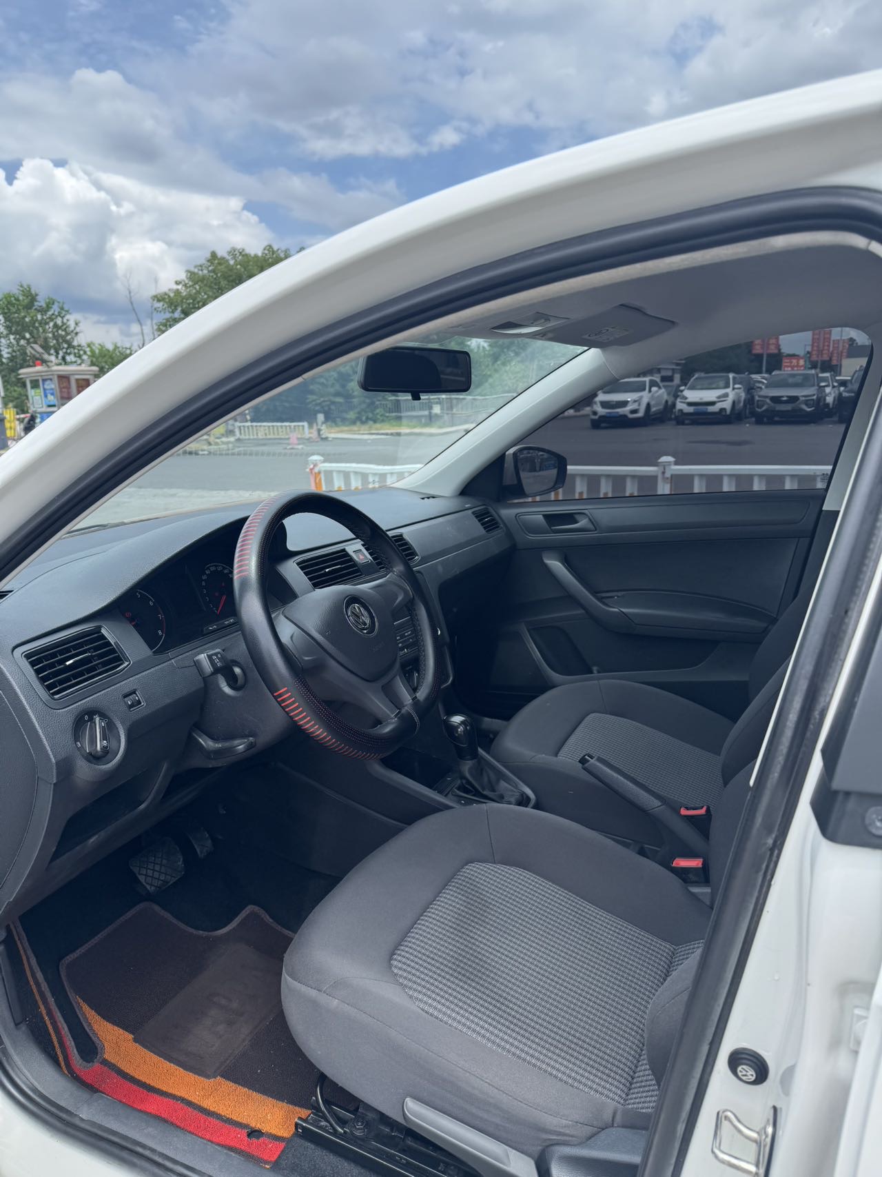 Volkswagen Santana 2022 car image #7