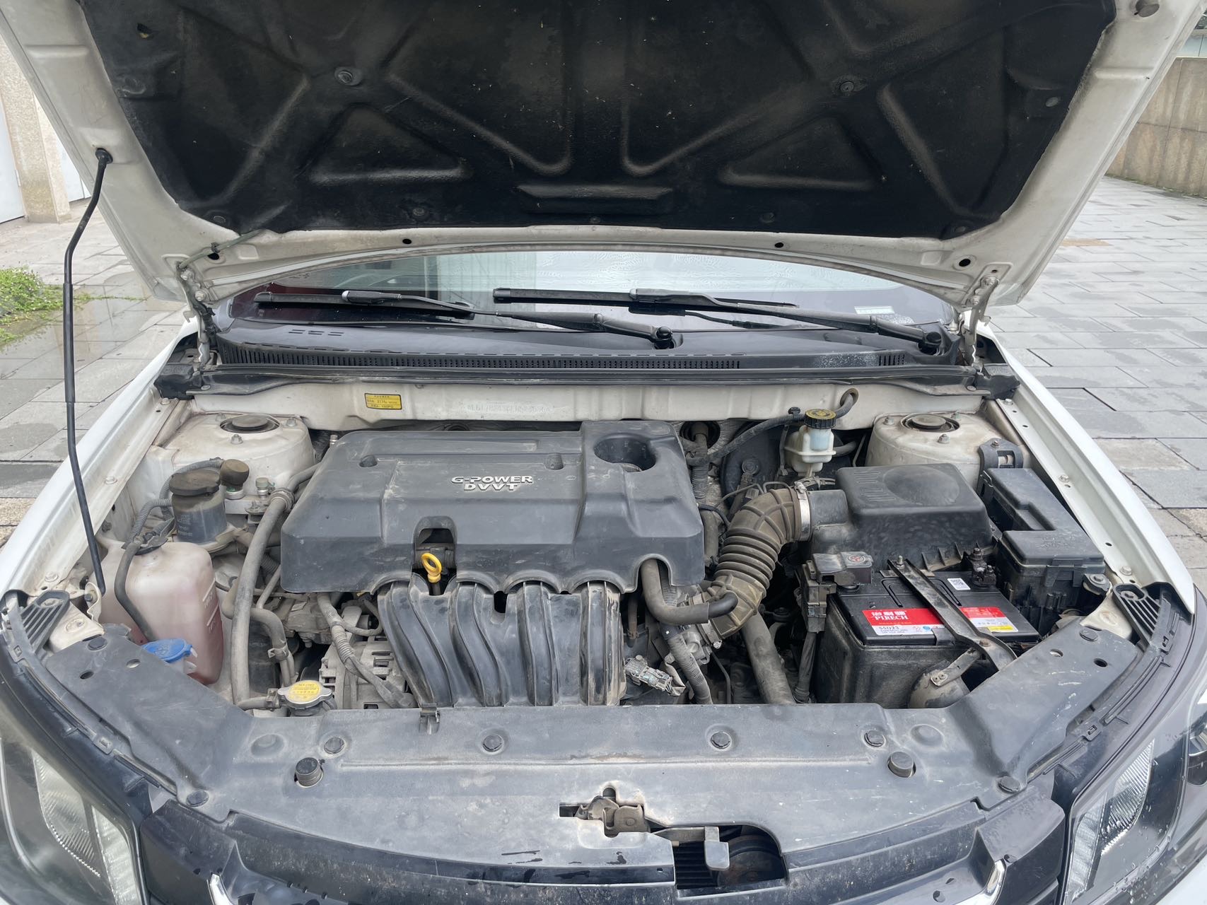 GEELY Emgrand 2015 car image #12