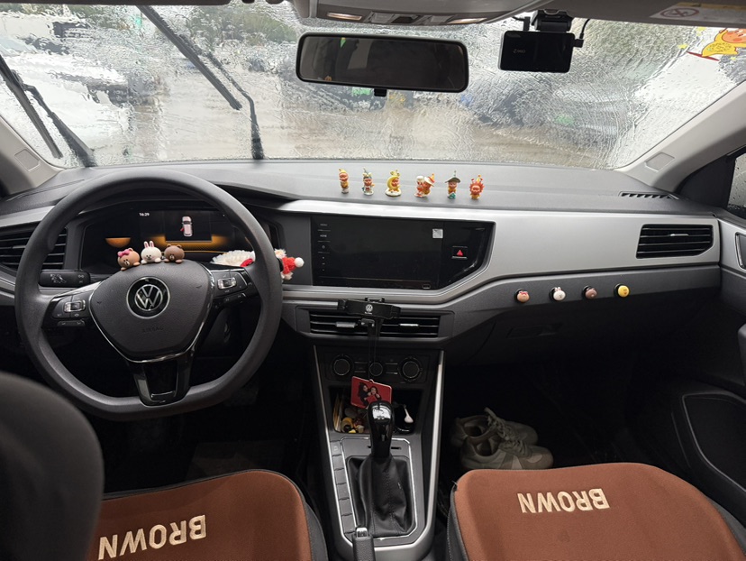 Volkswagen Polo 2023 car image #8