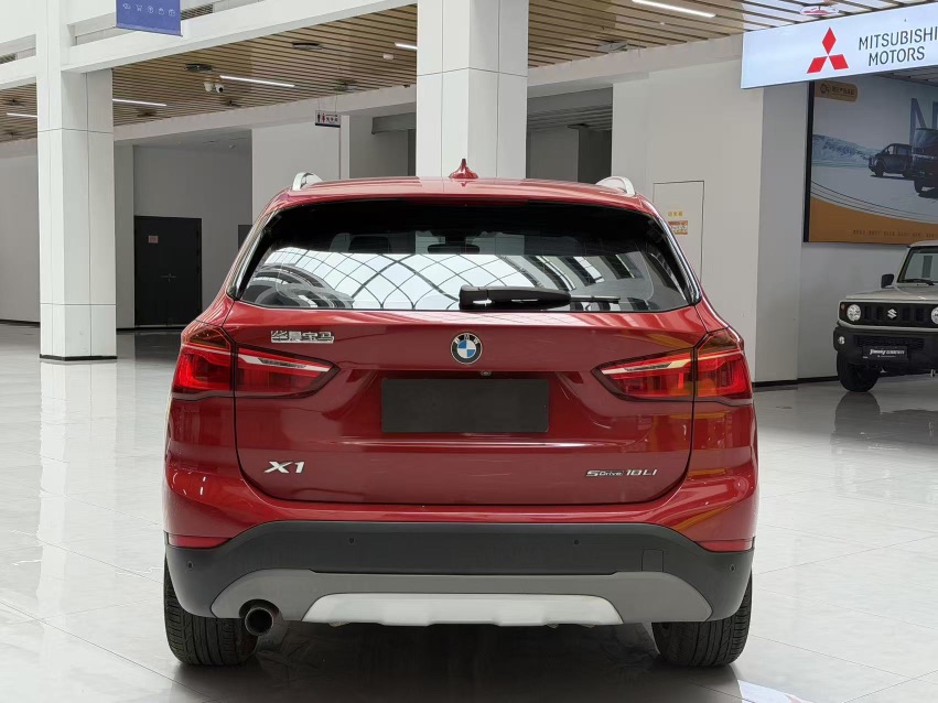 BMW X1 2018 #3 BMW X1 2018 car image #3