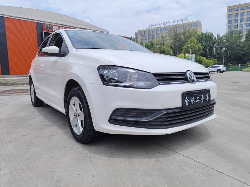 Volkswagen Polo 2015 #2 Volkswagen Polo 2015 car image #2