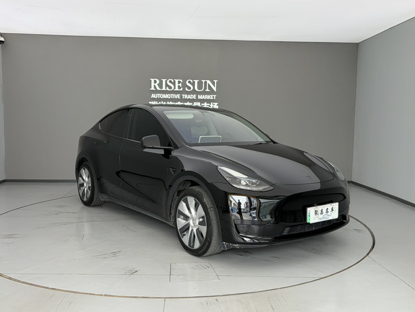 Tesla Model Y 2022 #3 Tesla Model Y 2022 car image #3