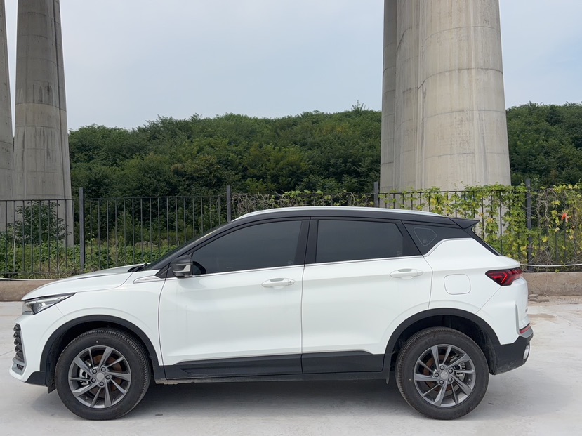 GEELY Coolray 2025 car image #5