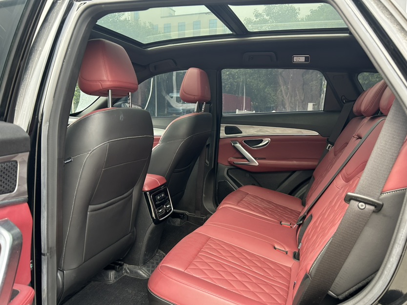 Jetour X70 PLUS 2024 car image #6