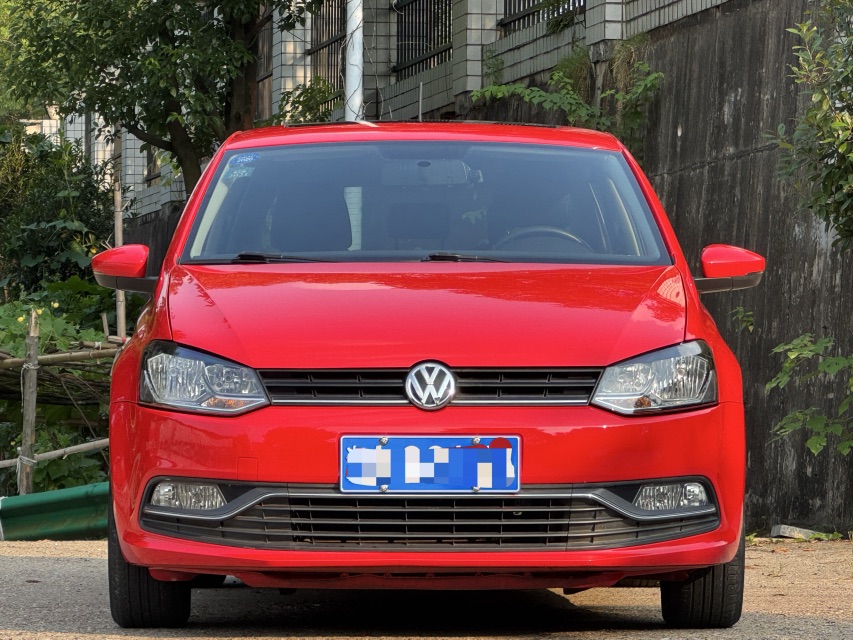 Volkswagen Polo 2019 car image 