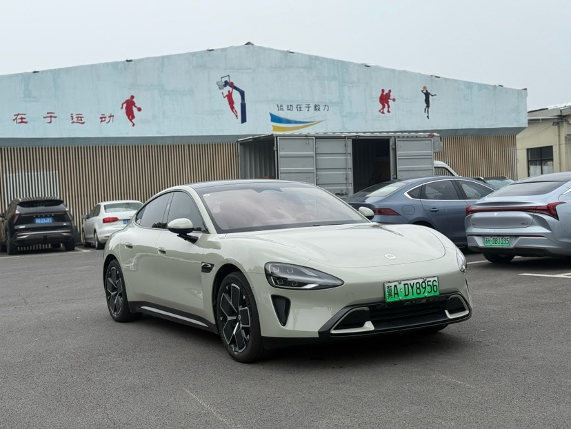 MI SU7 2024 car image #3