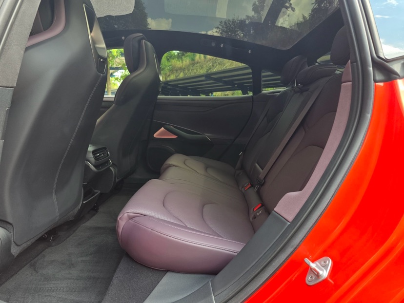 MI SU7 2025 car image #7