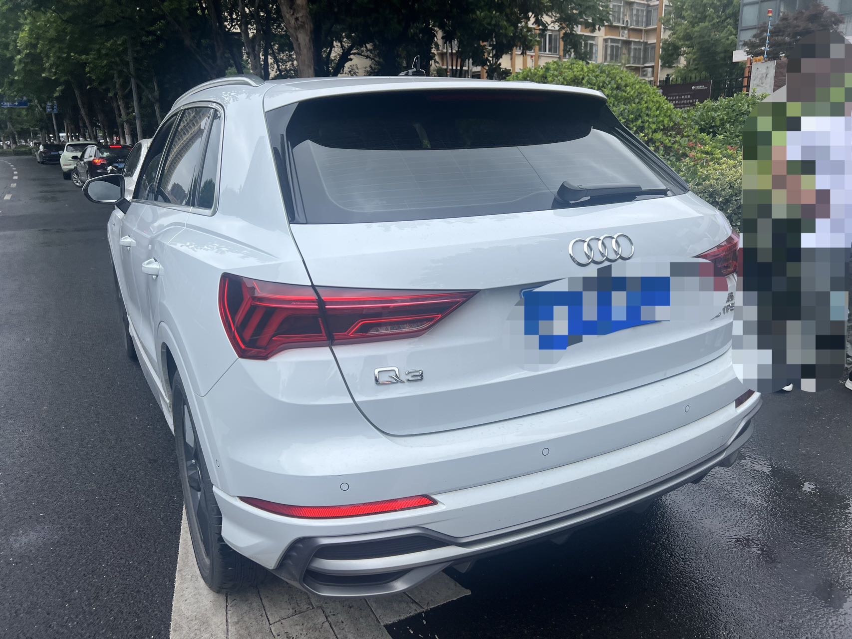 Audi Q3 2022 car image #6