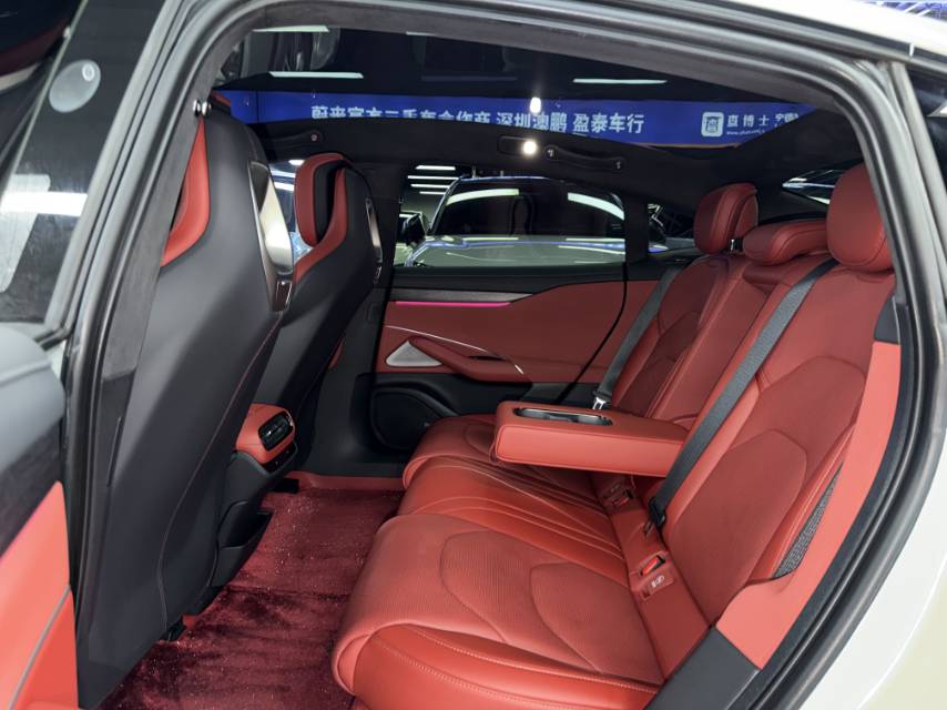 MI SU7 2024 car image #6