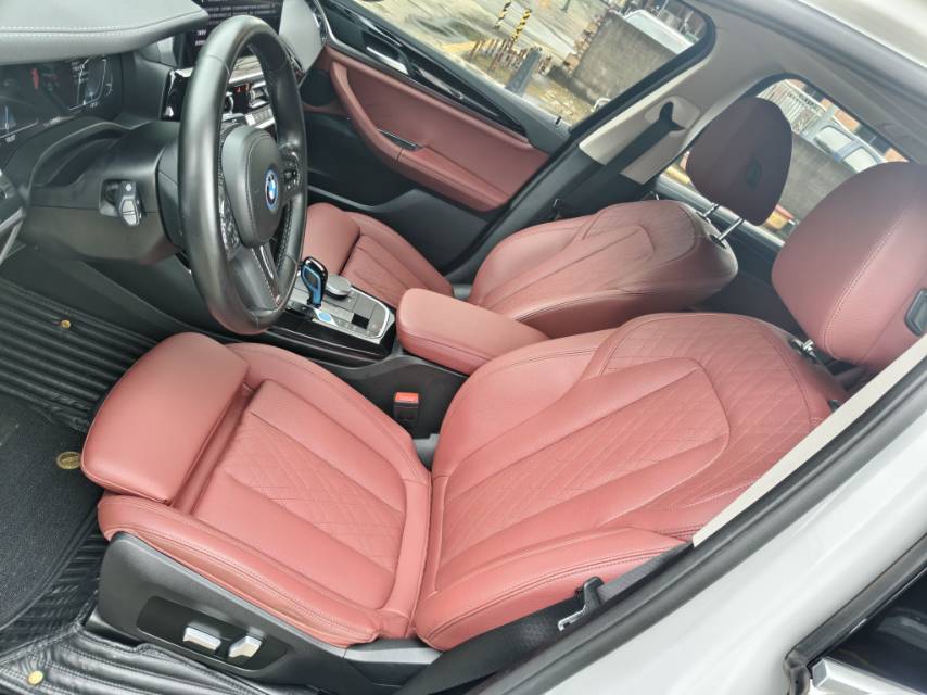 BMW iX3 2022 #6 BMW iX3 2022 изображение автомобиля #6