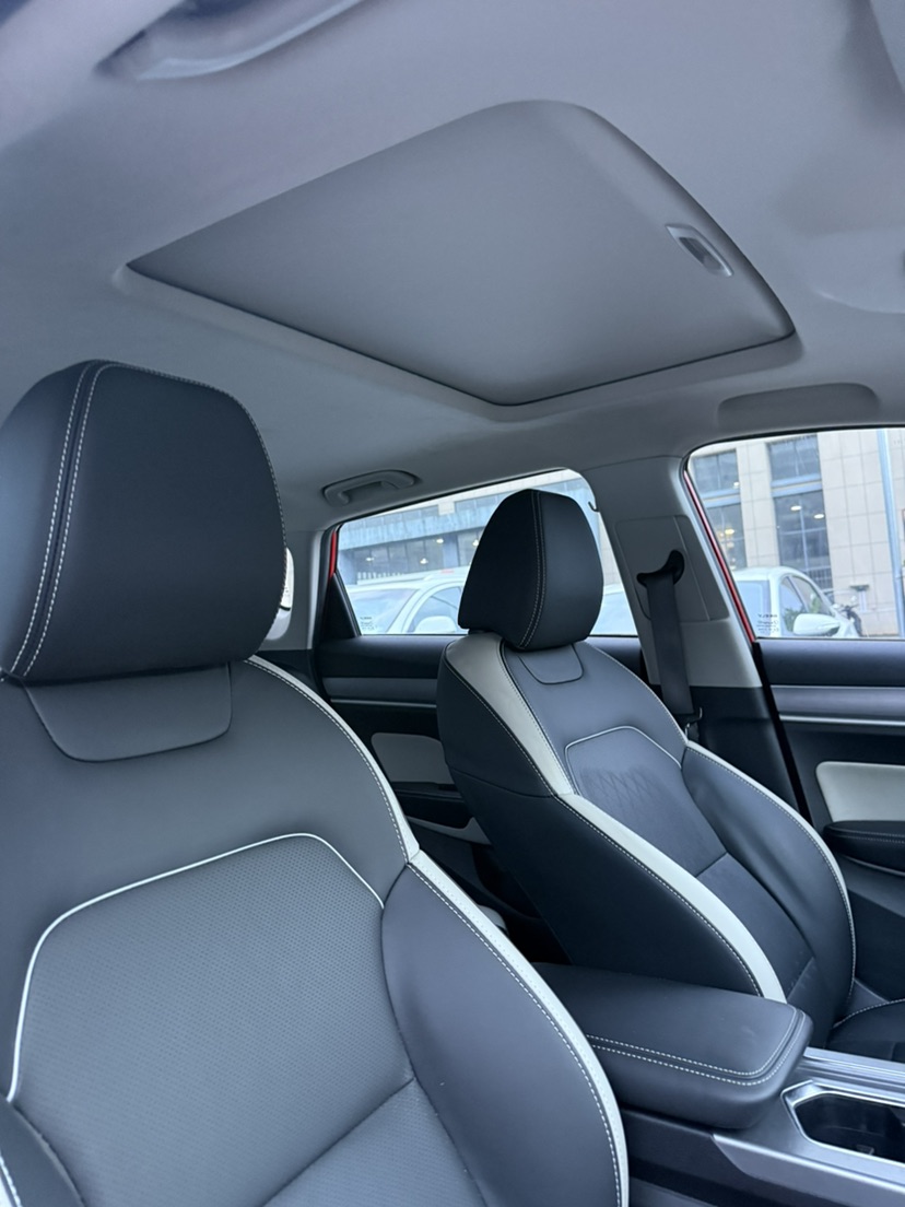 GEELY Coolray 2021 #3 GEELY Coolray 2021 car image #3