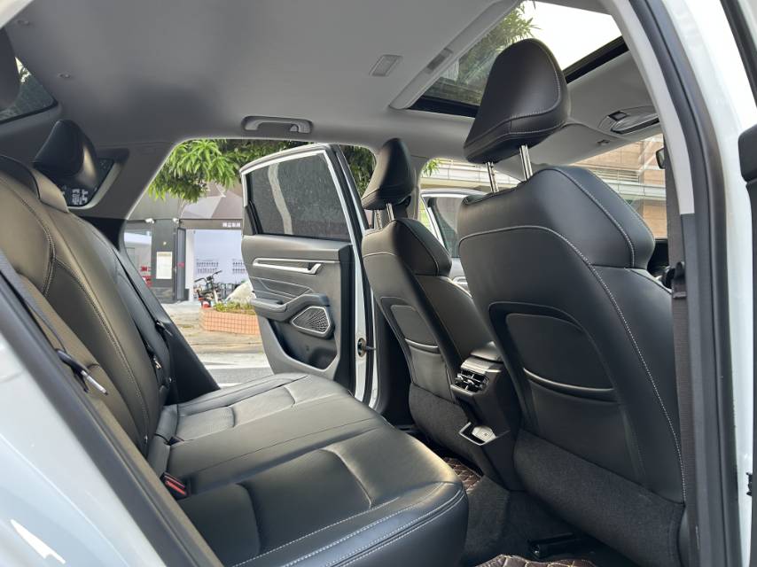 GEELY Emgrand 2023 car image #8