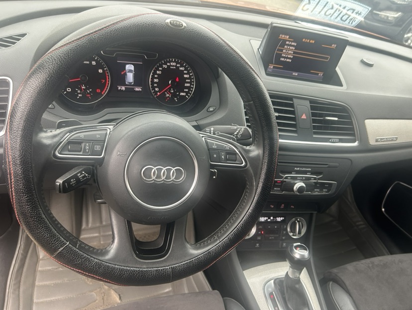 Audi Q3 (Imported) 2012 #3 Audi Q3 (Imported) 2012 car image #3