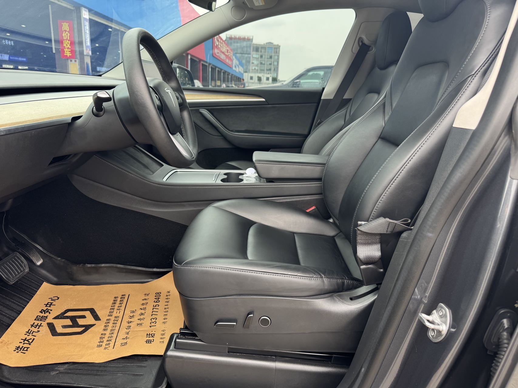 Tesla Model Y 2022 #9 Tesla Model Y 2022 car image #9