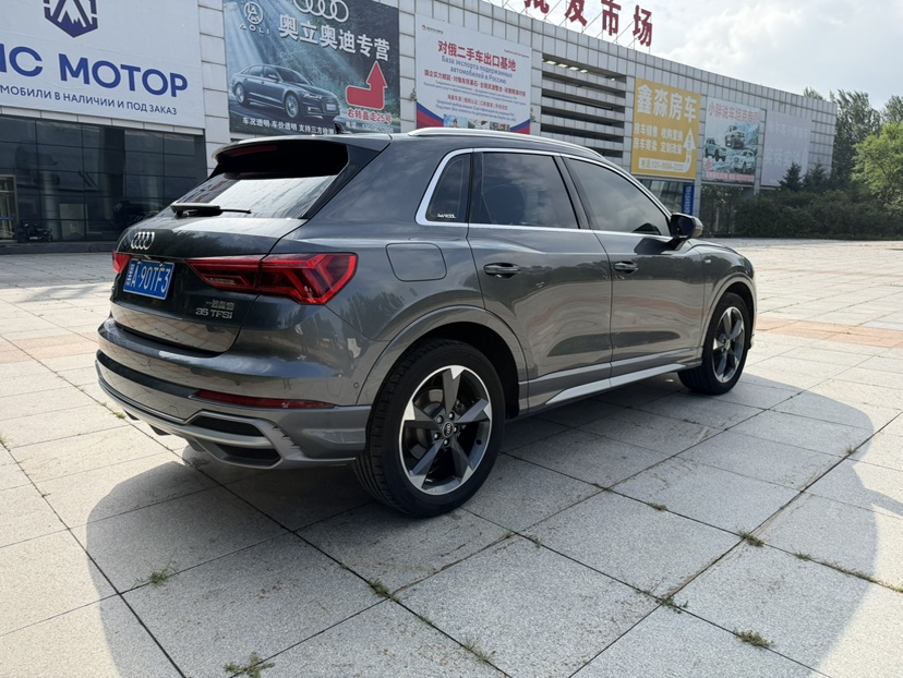 Audi Q3 2022 #9 Audi Q3 2022 car image #9