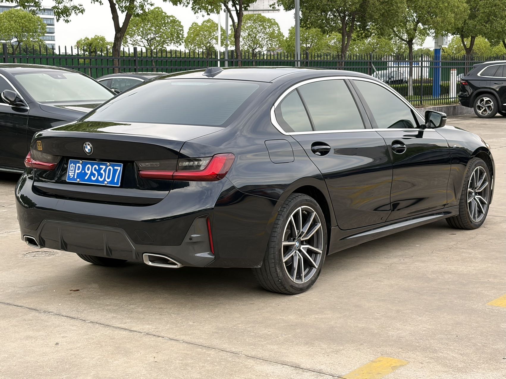 BMW 3 Series 2023 #9 BMW 3 Series 2023 car image #9