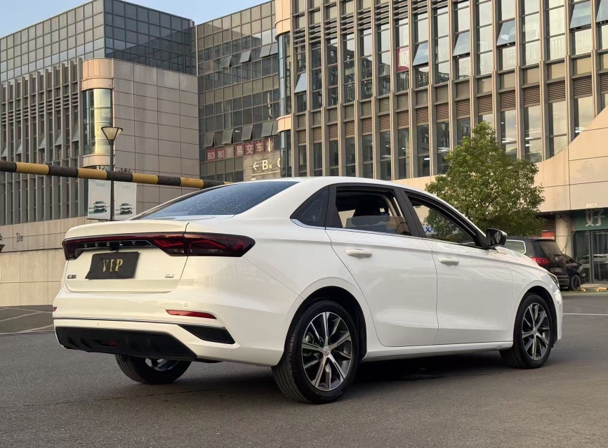GEELY Emgrand 2024 car image #6