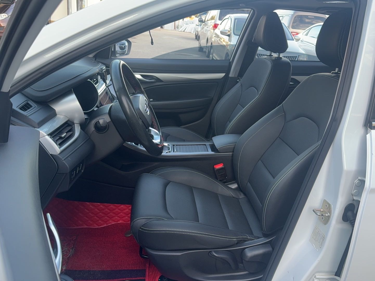 GEELY Emgrand 2020 car image #8