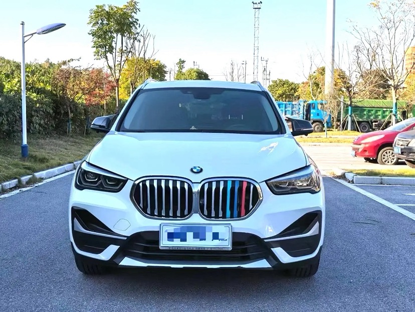 BMW X1 2022 #2 BMW X1 2022 car image #2
