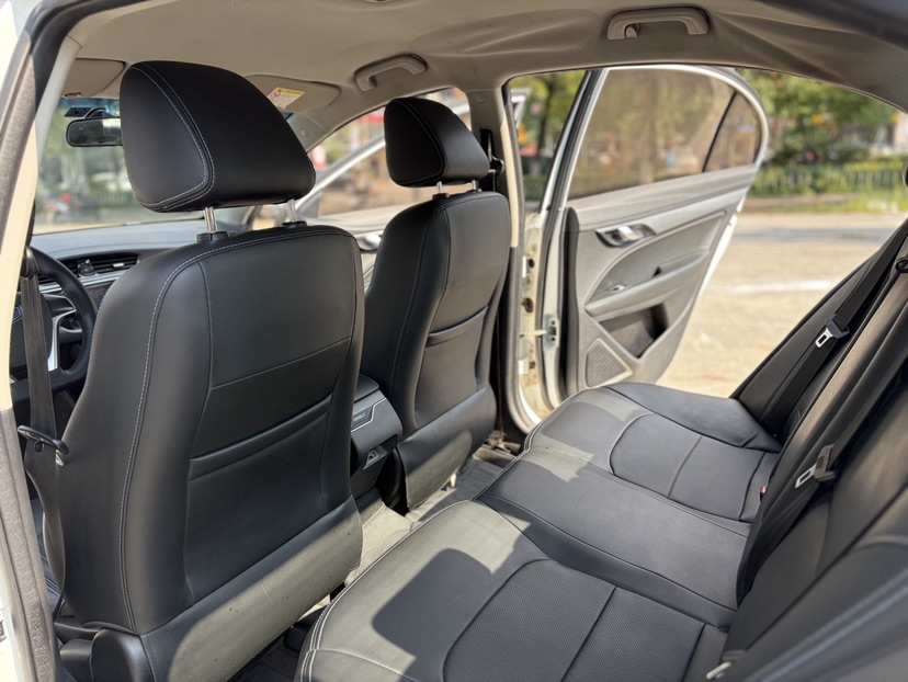 GEELY Emgrand New Energy 2018 #8 GEELY Emgrand New Energy 2018 car image #8