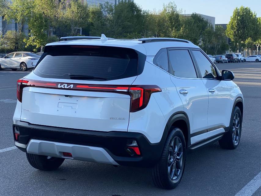 Kia Seltos 2023 #7 Kia Seltos 2023 car image #7