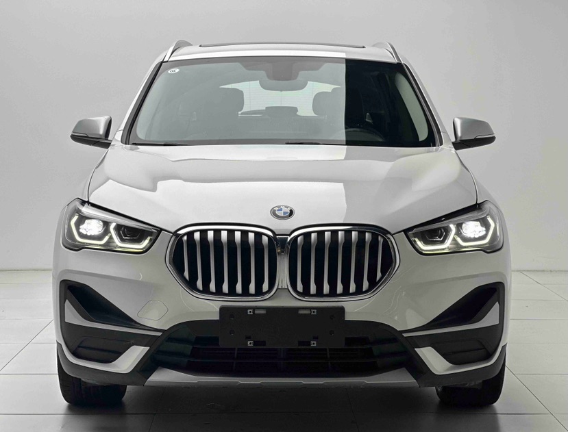 BMW X1 2023 #2 BMW X1 2023 car image #2
