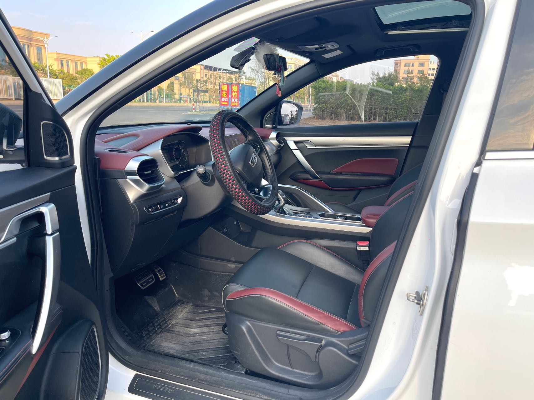 GEELY Coolray 2020 #4 GEELY Coolray 2020 car image #4