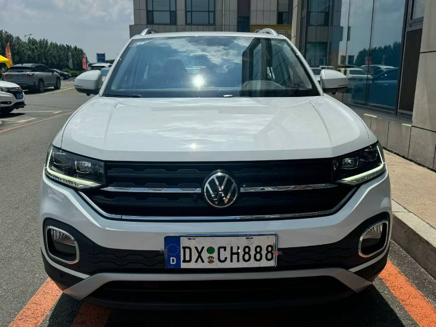 Volkswagen Tacqua 2023 car image #2