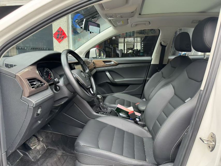 Volkswagen Tharu 2019 car image #4